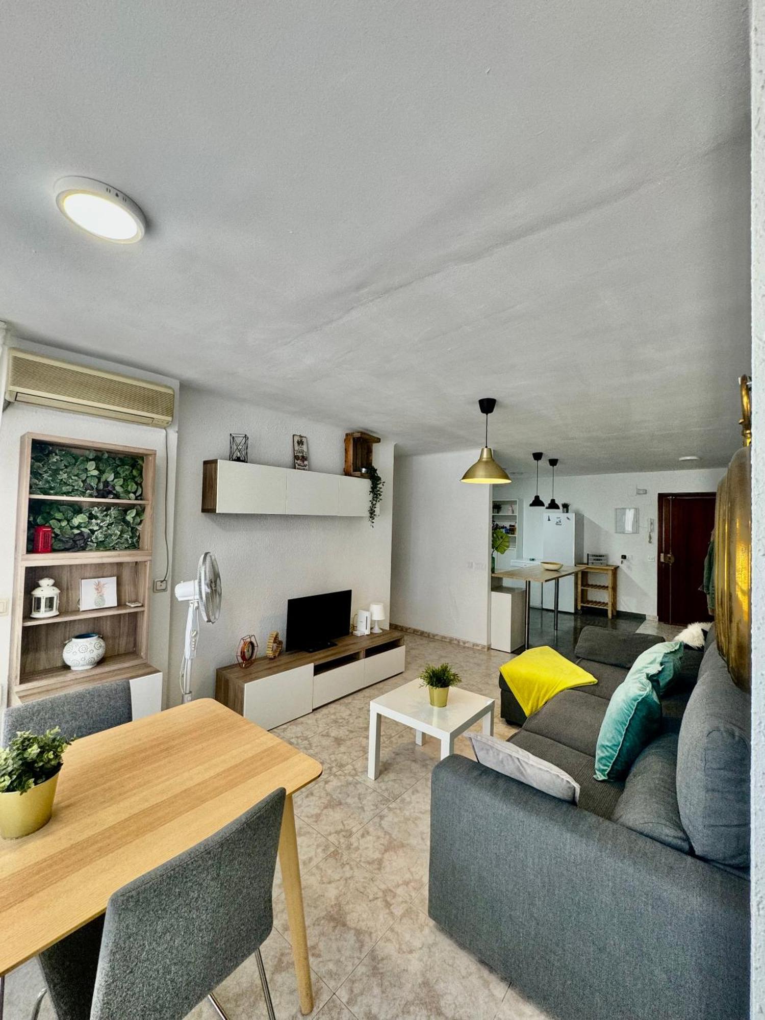 Acogedor Apartamento En Малага Екстериор снимка