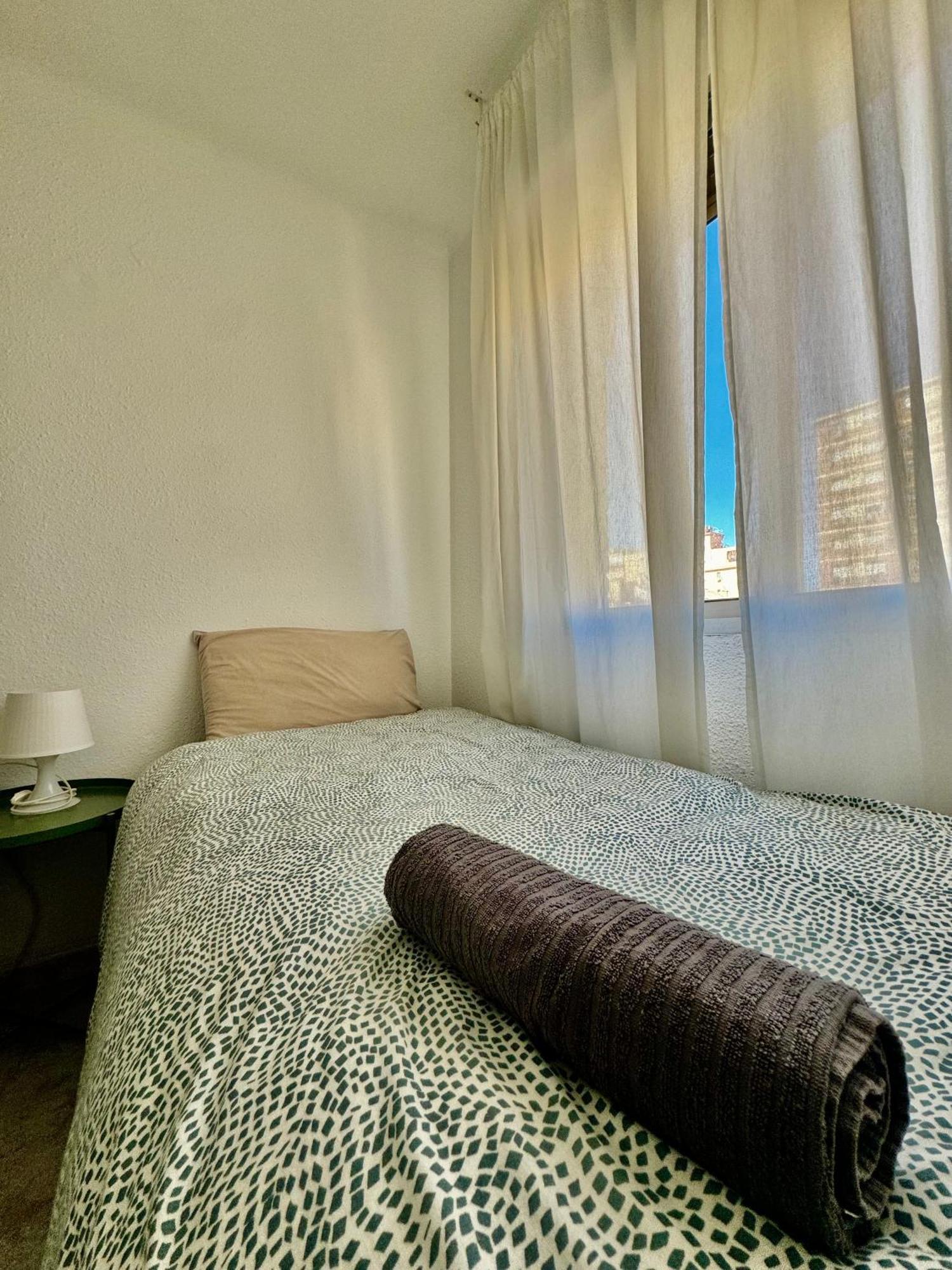 Acogedor Apartamento En Малага Екстериор снимка